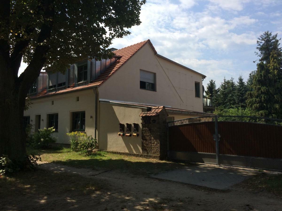 Kranichhof - Studio, Loft & Atelier Zossen Luaran gambar